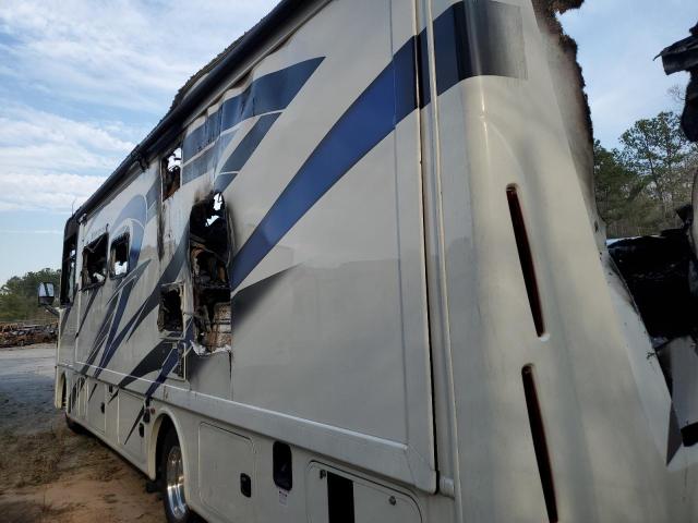 Image 3 of 2022 FORD F53  2022 with VIN 1F65F5DN1N0A00915