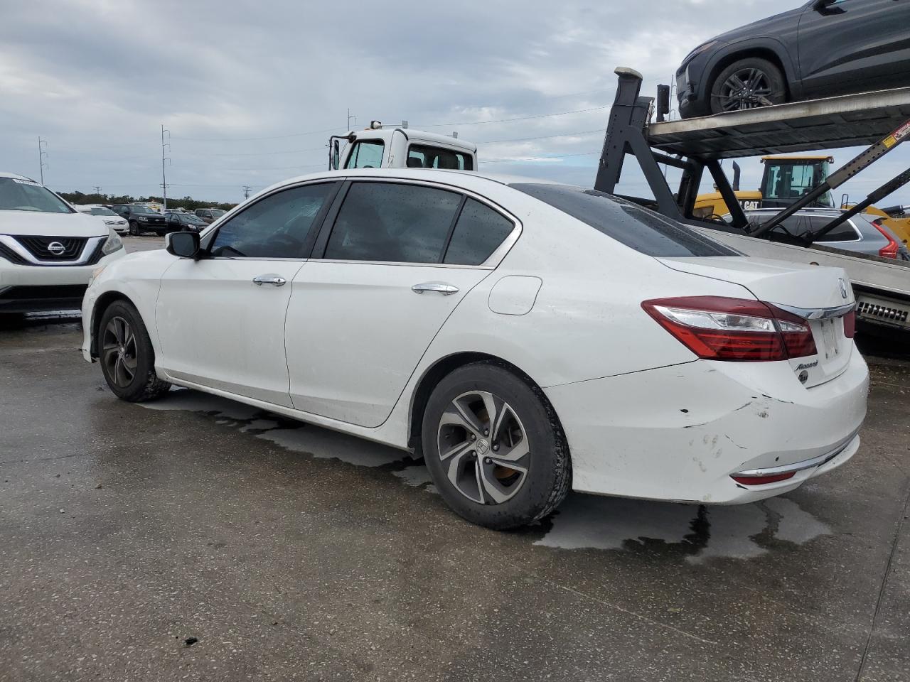 Obraz 2 z 2017 HONDA ACCORD LX 2017 z VIN 1HGCR2F34HA012739