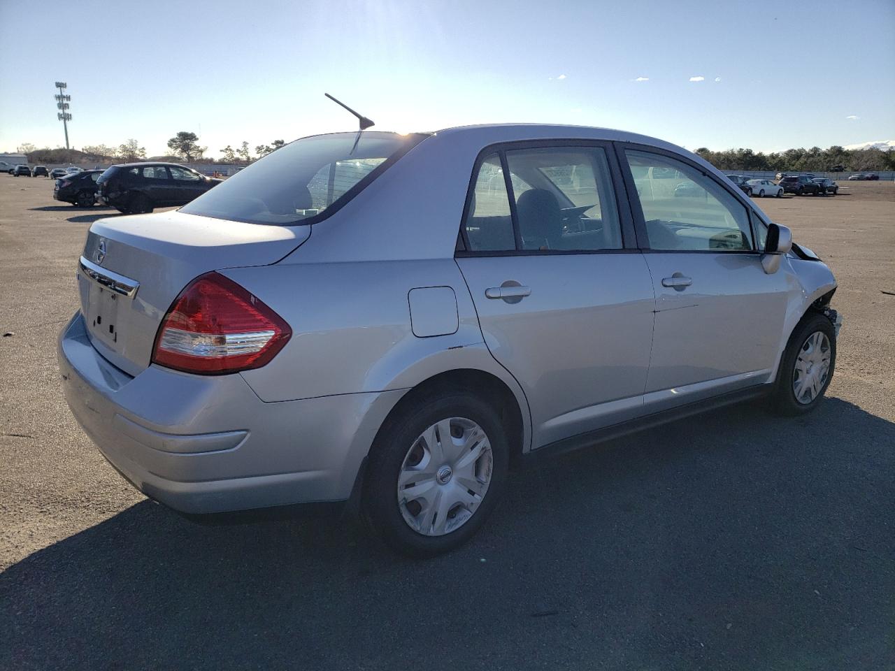 Image 3 of 2010 NISSAN VERSA S 2010 with VIN 3N1BC1AP6AL466816