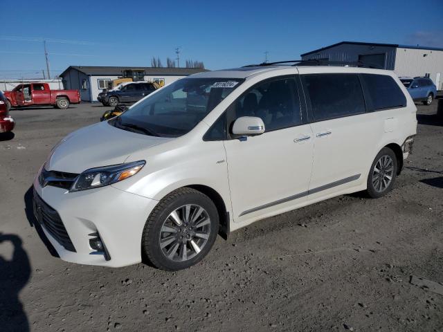 Image 1 of 2018 TOYOTA SIENNA XLE 2018 with VIN 5TDDZ3DC9JS196676