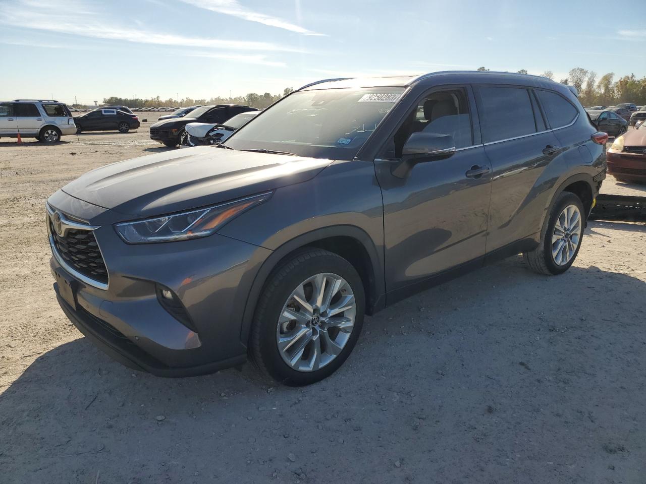 Obraz 2021 TOYOTA HIGHLANDER LIMITED 2021
