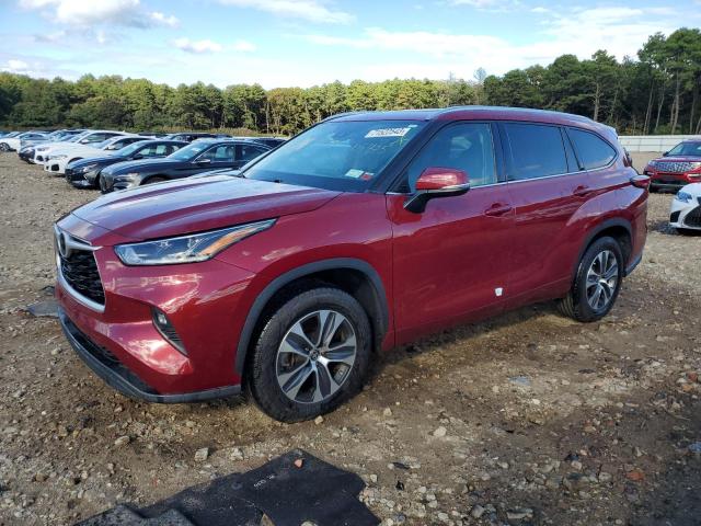 Image 1 of 2021 TOYOTA HIGHLANDER XLE 2021 with VIN 5TDGZRBH3MS105775