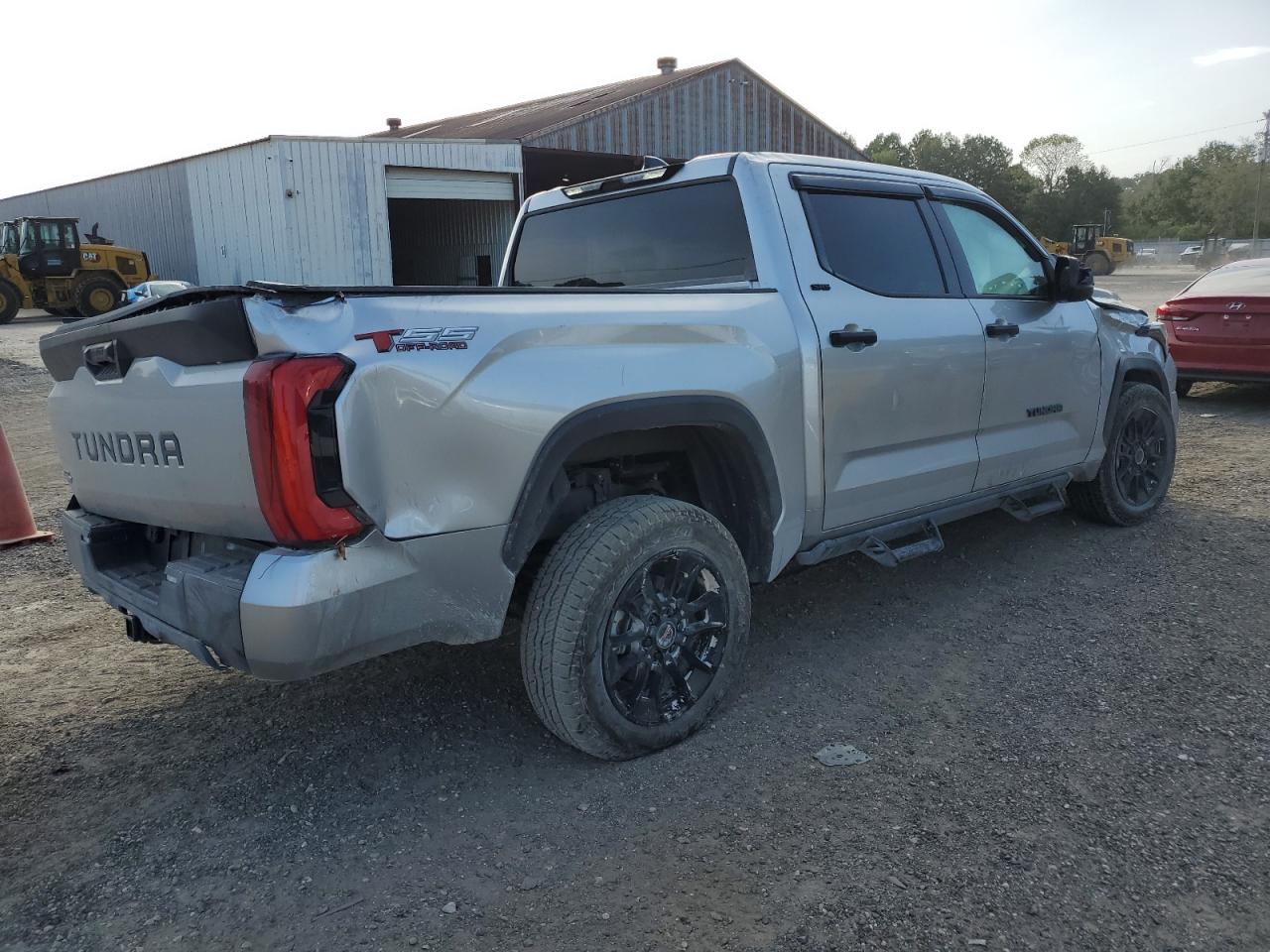 Obraz 3 z 2022 TOYOTA TUNDRA CREWMAX SR 2022 z VIN 5TFLA5AB3NX010088