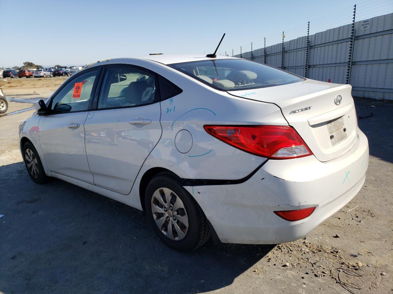 Изображение 2 2017 HYUNDAI ACCENT SE 2017 с VIN KMHCT4AE3HU361664