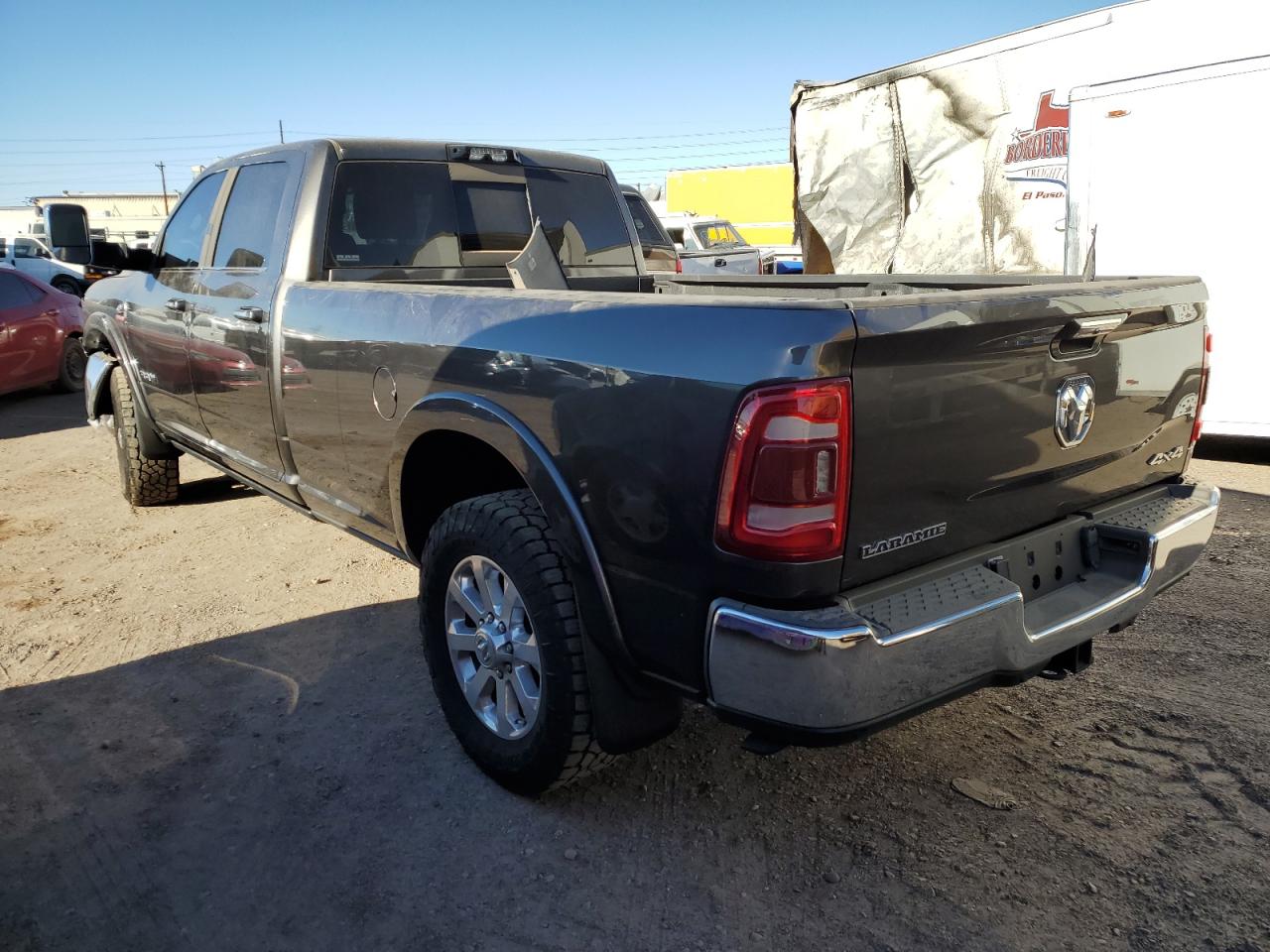Image 2 of 2022 RAM 3500 LARAMIE 2022 with VIN 3C63R3JL3NG338399