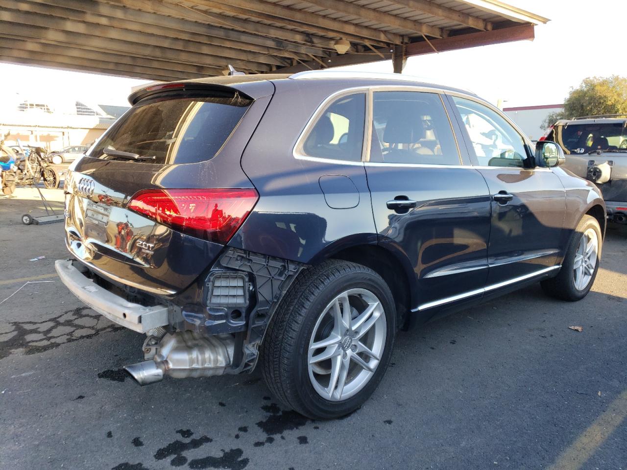 Image 3 of 2015 AUDI Q5 PREMIUM PLUS 2015 with VIN WA1LFAFP6FA023849