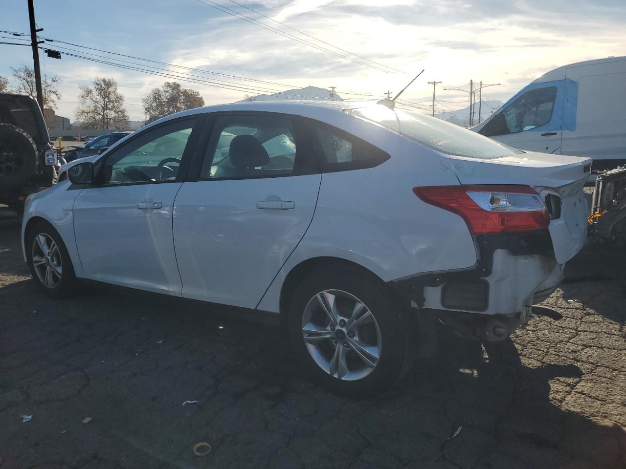 Image 2 of 2013 FORD FOCUS SE 2013 with VIN 1FADP3F29DL309287