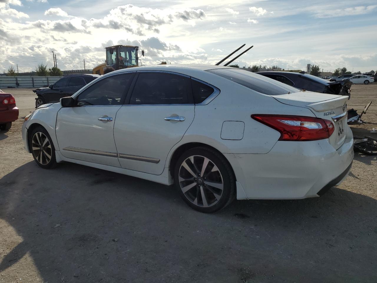 Obraz 2 z 2016 NISSAN ALTIMA 2.5 2016 z VIN 1N4AL3AP6GC277131