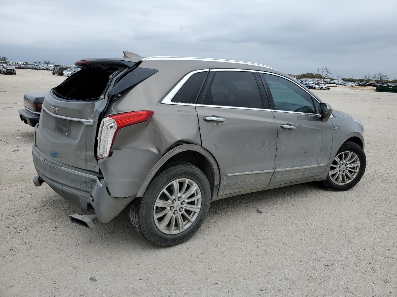 Изображение 3 2018 CADILLAC XT5  2018 с VIN 1GYKNARS8JZ116882