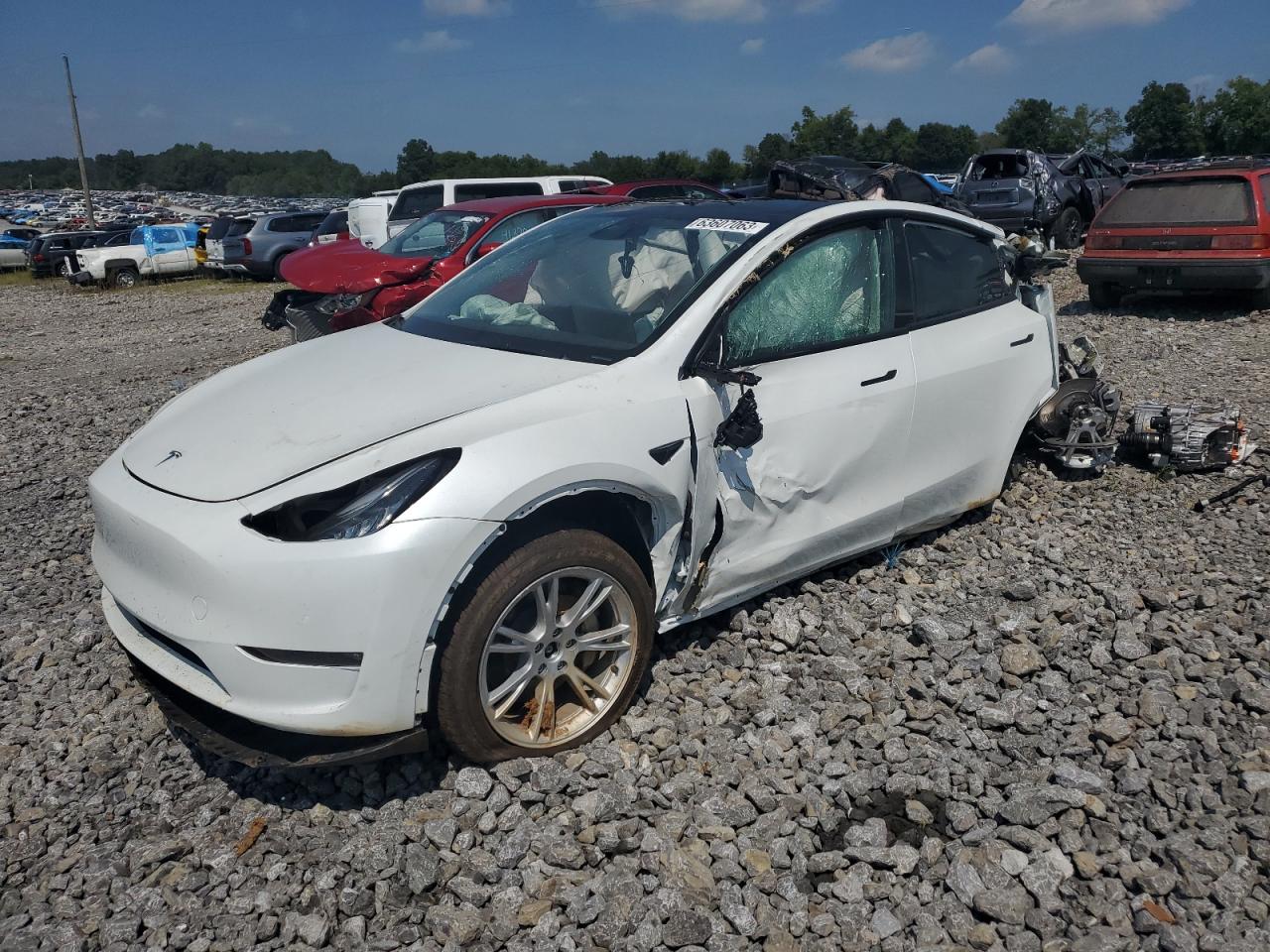 Obraz 1 z 2022 TESLA MODEL Y  2022 z VIN 7SAYGDEE1NF378527