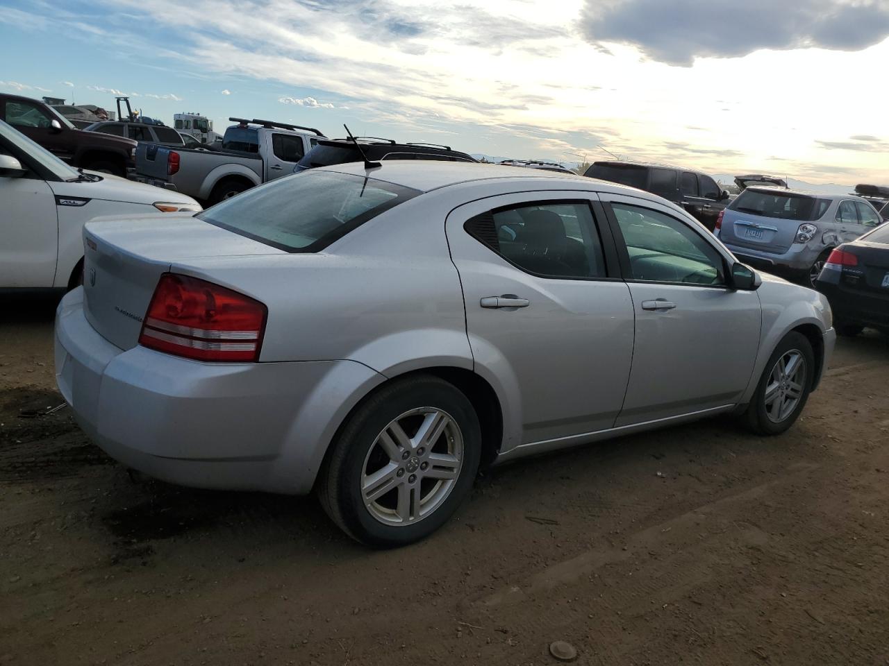 Изображение 3 2010 DODGE AVENGER EXPRESS 2010 с VIN 1B3CC1FB8AN222858