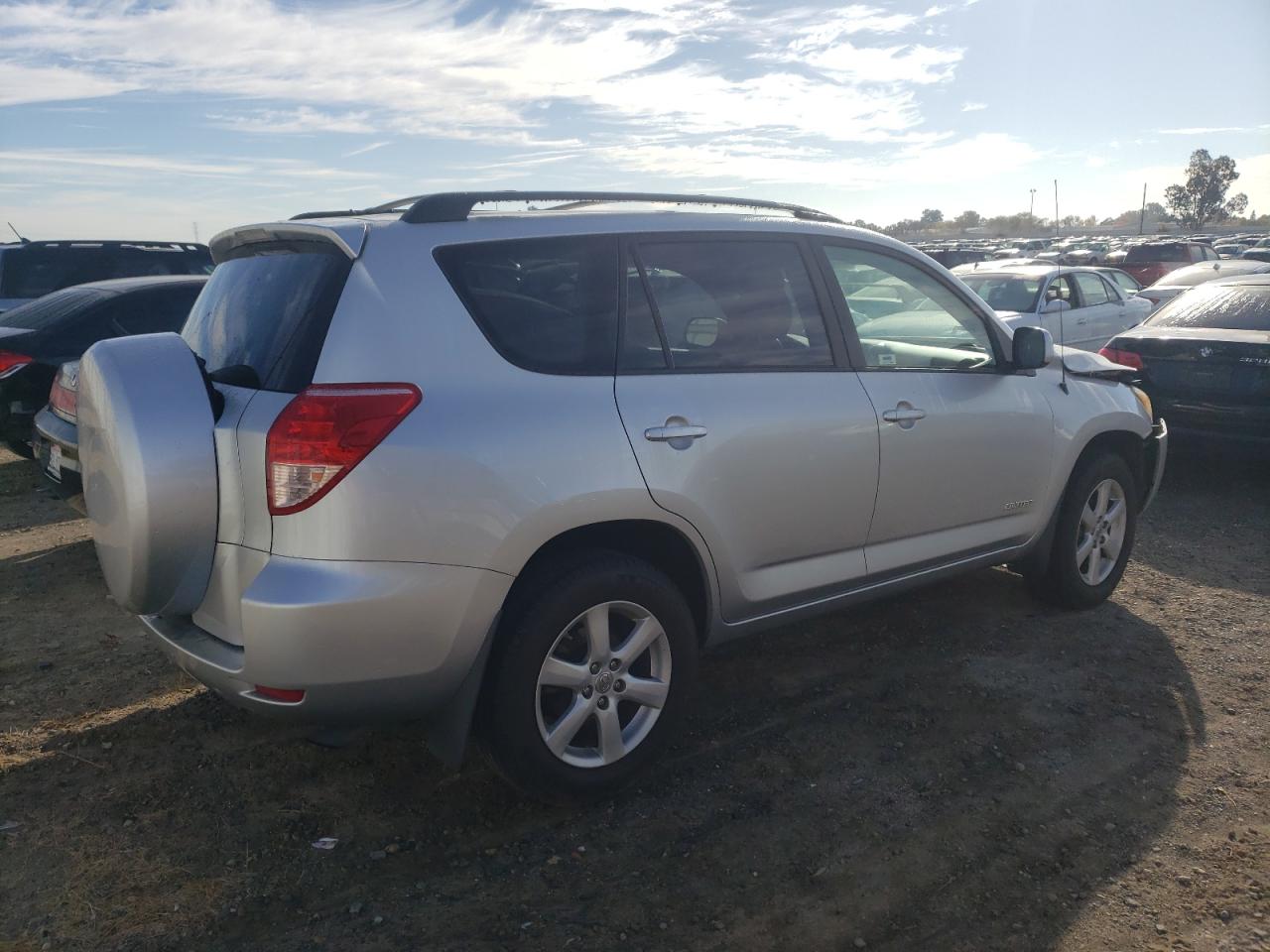 Изображение 3 2008 TOYOTA RAV4 LIMITED 2008 с VIN JTMZD31V085082575
