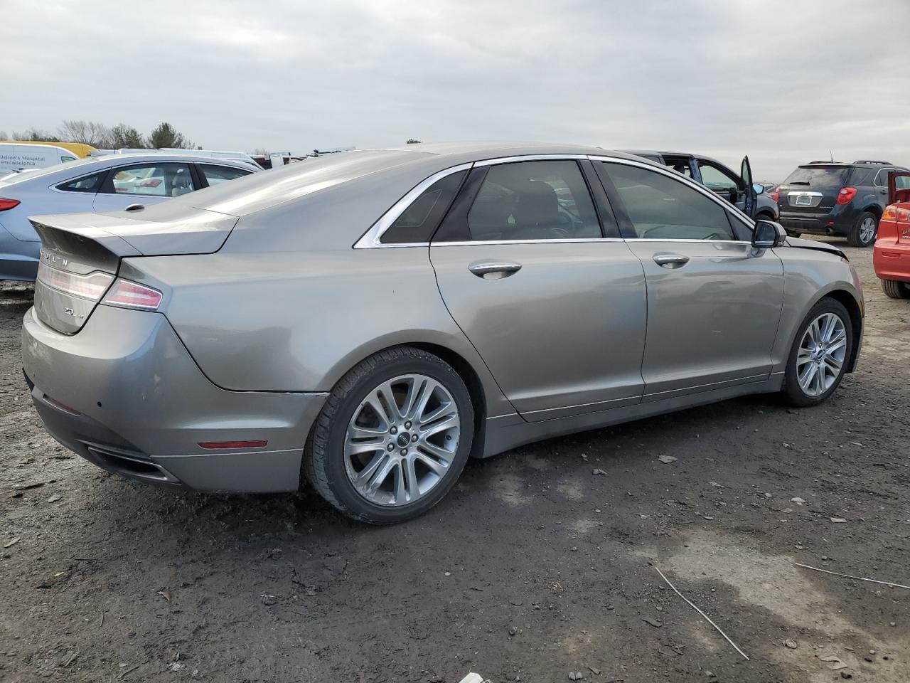 Obraz 3 z 2016 LINCOLN MKZ  2016 z VIN 3LN6L2G99GR614665