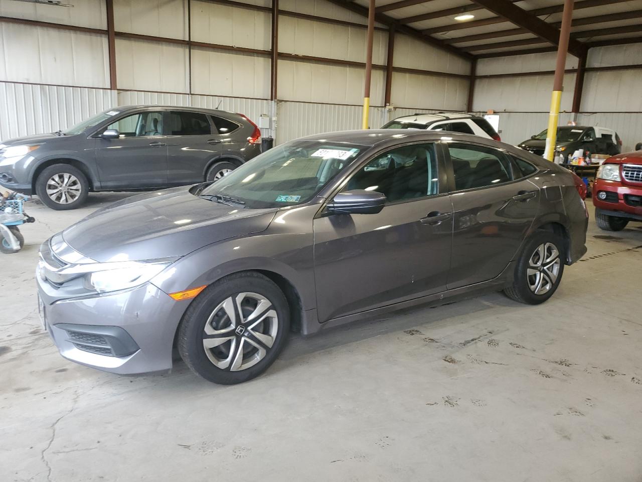 Obraz 1 z 2017 HONDA CIVIC LX 2017 z VIN 19XFC2F52HE008958
