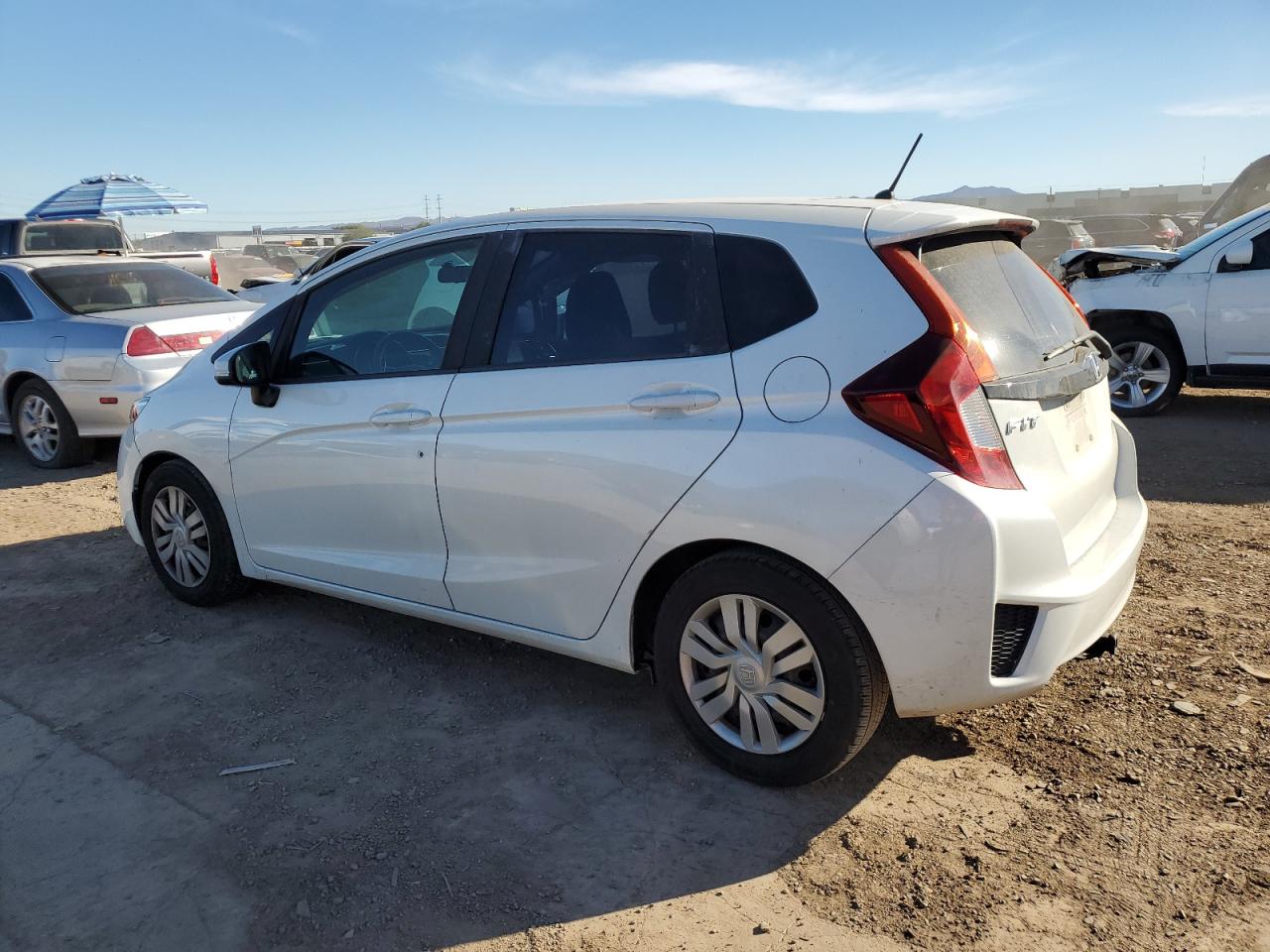 Image 2 of 2015 HONDA FIT LX 2015 with VIN 3HGGK5G58FM747750