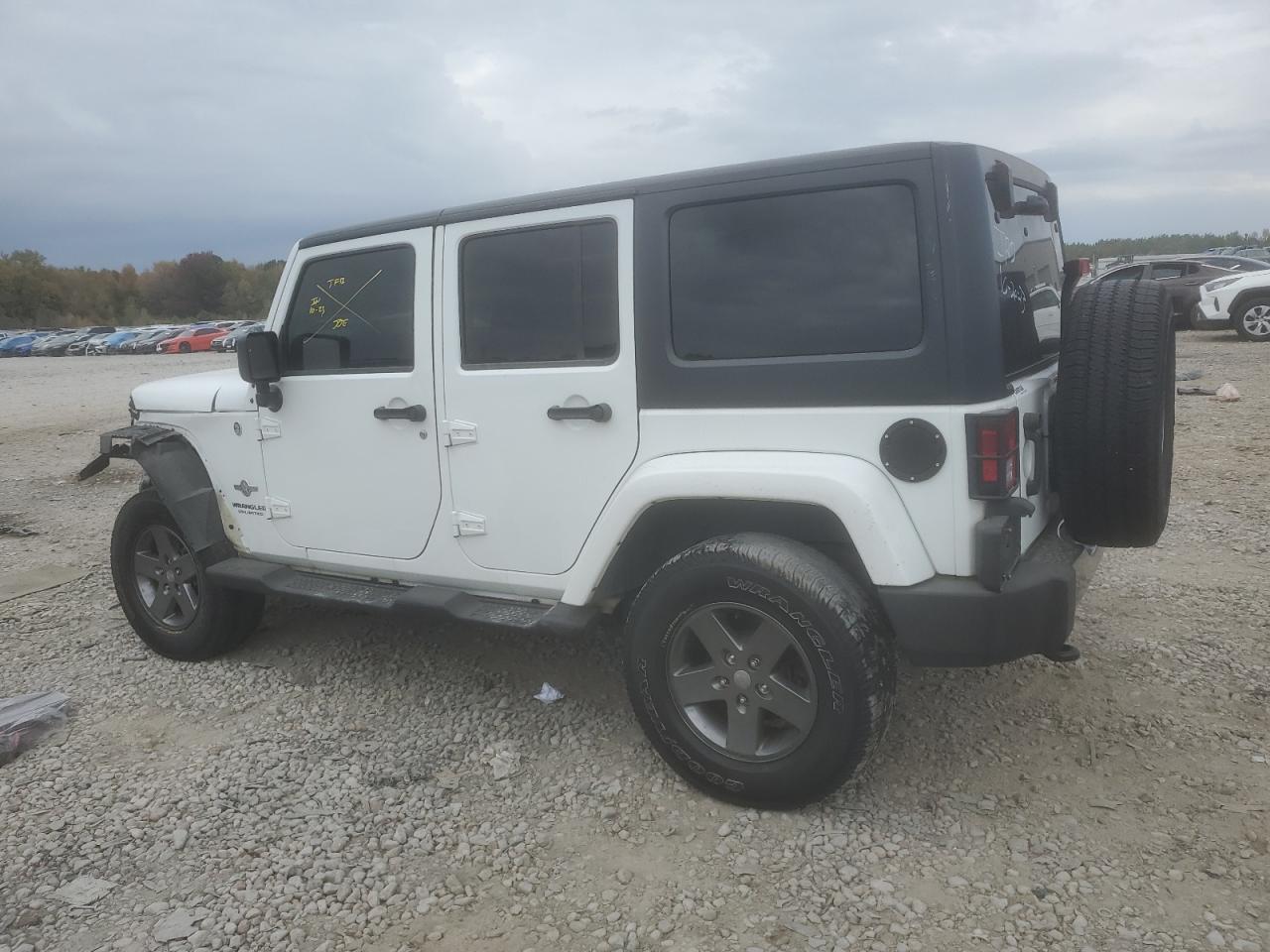 Изображение 2 2015 JEEP WRANGLER UNLIMITED SPORT 2015 с VIN 1C4BJWDGXFL603514