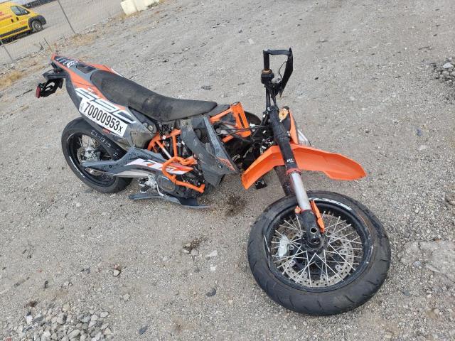 Изображение 1 2022 KTM 690 SMC R 2022 с VIN VBKLSV401NM735938