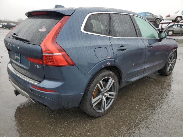 Image 3 of 2018 VOLVO XC60 T5 MOMENTUM 2018 with VIN YV4102RK2J1070502