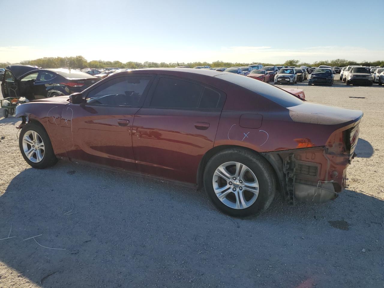 Изображение 2 2019 DODGE CHARGER SXT 2019 с VIN 2C3CDXBG7KH720239
