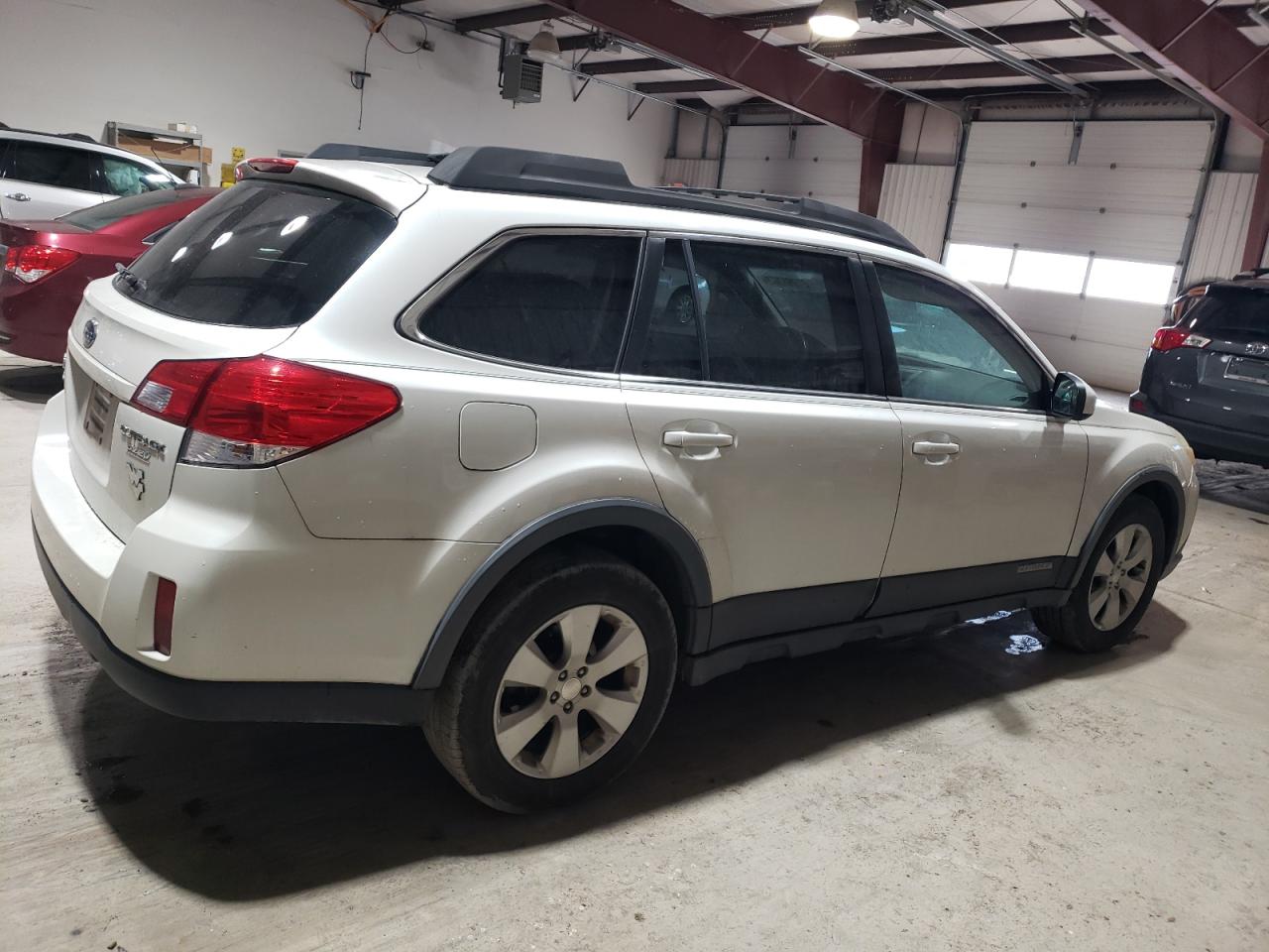 Image 3 of 2010 SUBARU OUTBACK 2.5I LIMITED 2010 with VIN 4S4BRBKC8A3378452