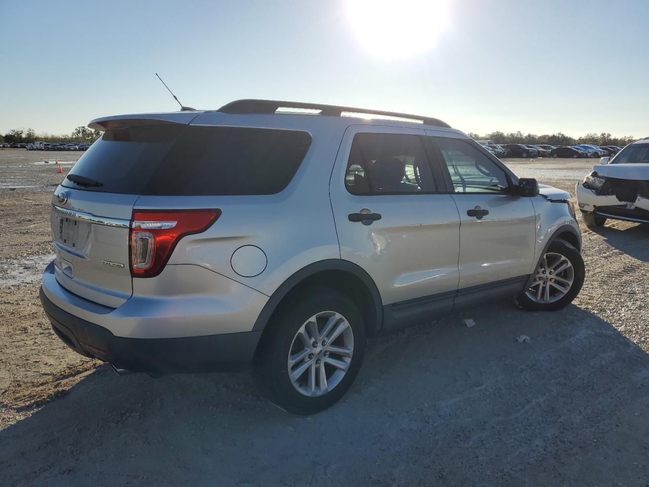 Image 3 of 2015 FORD EXPLORER  2015 with VIN 1FM5K7B8XFGA51710