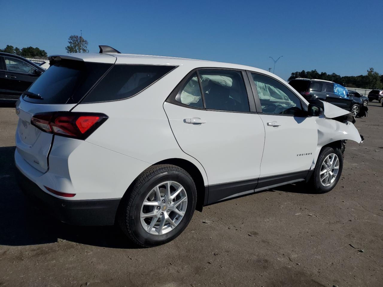 Изображение 3 2023 CHEVROLET EQUINOX LS 2023 с VIN 3GNAX5EG9PL257536