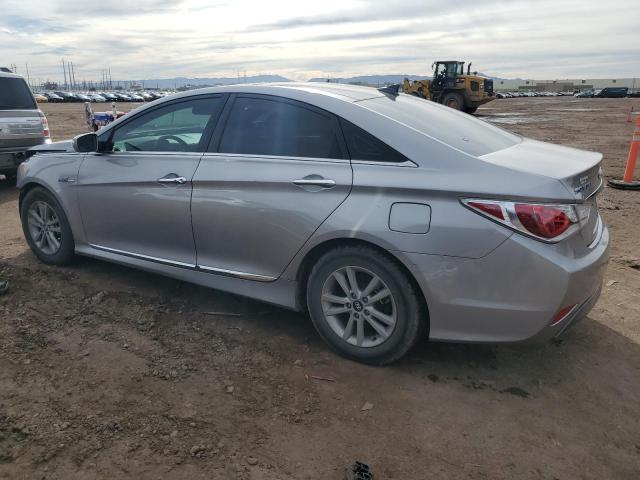 Image 2 of 2012 HYUNDAI SONATA HYBRID 2012 with VIN KMHEC4A45CA057200