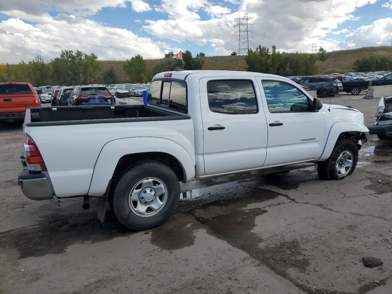 Image 3 of 2012 TOYOTA TACOMA DOUBLE CAB 2012 with VIN 3TMLU4EN8CM085281