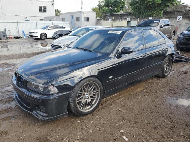 2002 BMW M5  2002 image