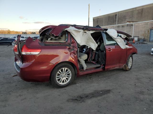 Image 3 of 2014 TOYOTA SIENNA XLE 2014 with VIN 5TDYK3DC0ES422146