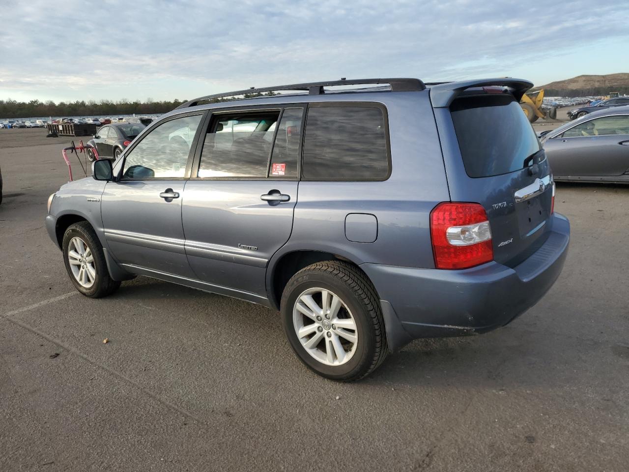 Image 2 of 2007 TOYOTA HIGHLANDER HYBRID 2007 with VIN JTEEW21A970041000