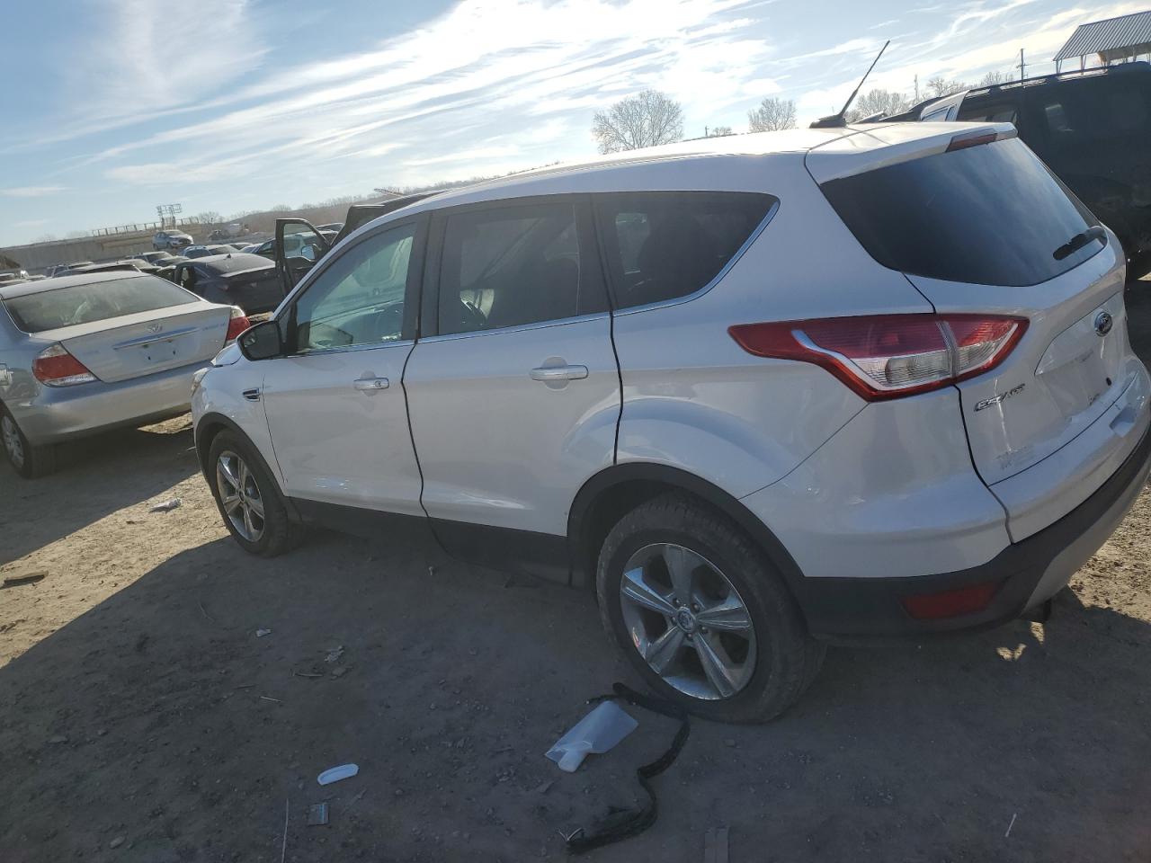 Изображение 2 2013 FORD ESCAPE SE 2013 с VIN 1FMCU0GX8DUB53515