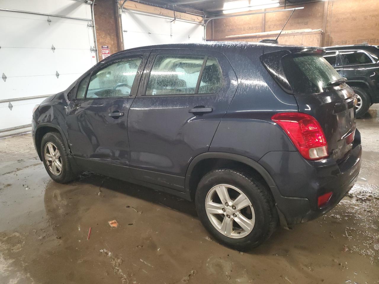 Obraz 2 z 2019 CHEVROLET TRAX LS 2019 z VIN 3GNCJNSB7KL250631