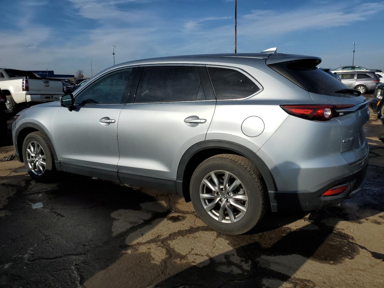 Obraz 2 z 2018 MAZDA CX-9 TOURING 2018 z VIN JM3TCACY6J0219209