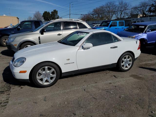 Obraz 1 z 1999 MERCEDES-BENZ SLK 230 KOMPRESSOR 1999 z VIN WDBKK47F1XF120755