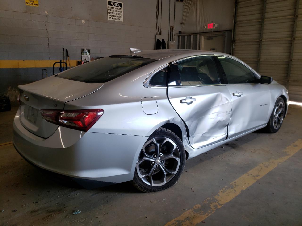 Obraz 3 z 2021 CHEVROLET MALIBU LT 2021 z VIN 1G1ZD5ST8MF012845