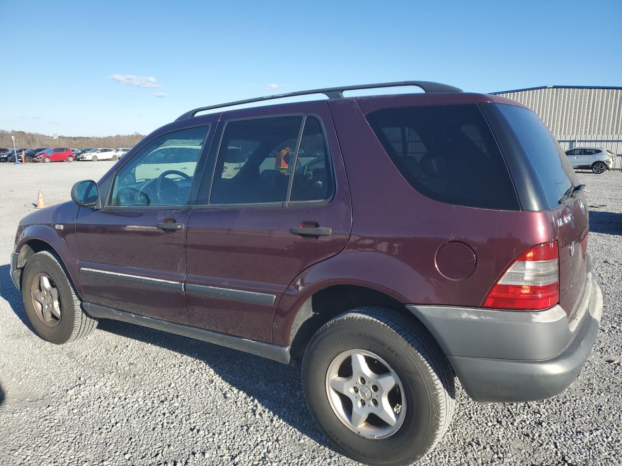 Obraz 2 z 1998 MERCEDES-BENZ ML 320 1998 z VIN 4JGAB54E5WA005355
