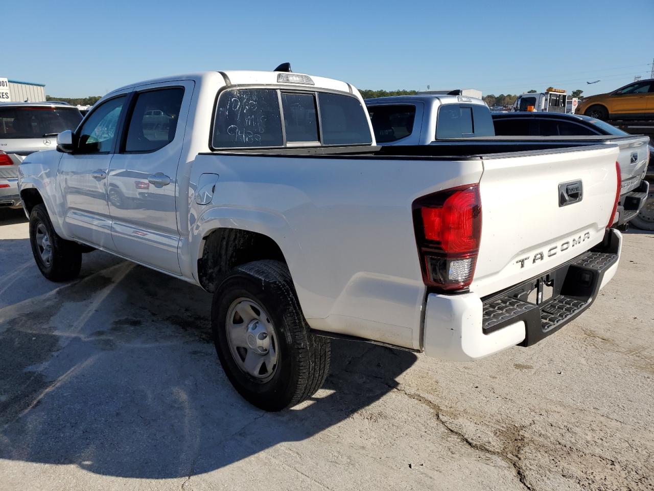 Изображение 2 2022 TOYOTA TACOMA DOUBLE CAB 2022 с VIN 3TYAX5GN5NT049489