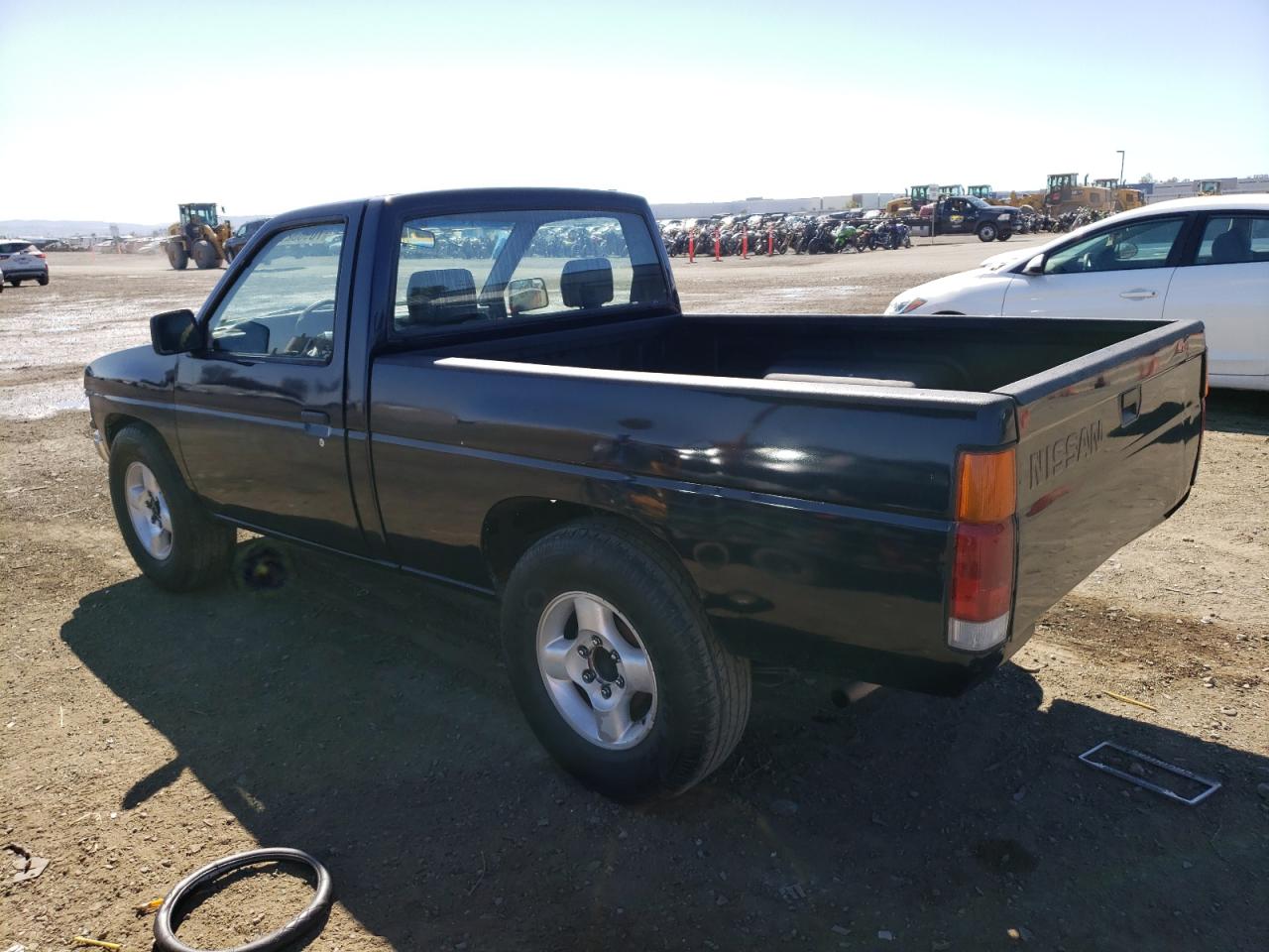 Image 2 of 1991 NISSAN TRUCK SHORT WHEELBASE 1991 with VIN 1N6SD11S2MC399837