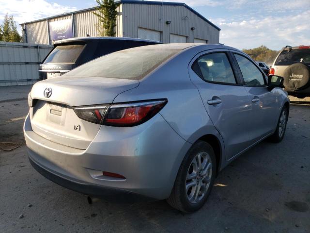 Obraz 3 z 2018 TOYOTA YARIS IA  2018 z VIN 3MYDLBYV5JY301487