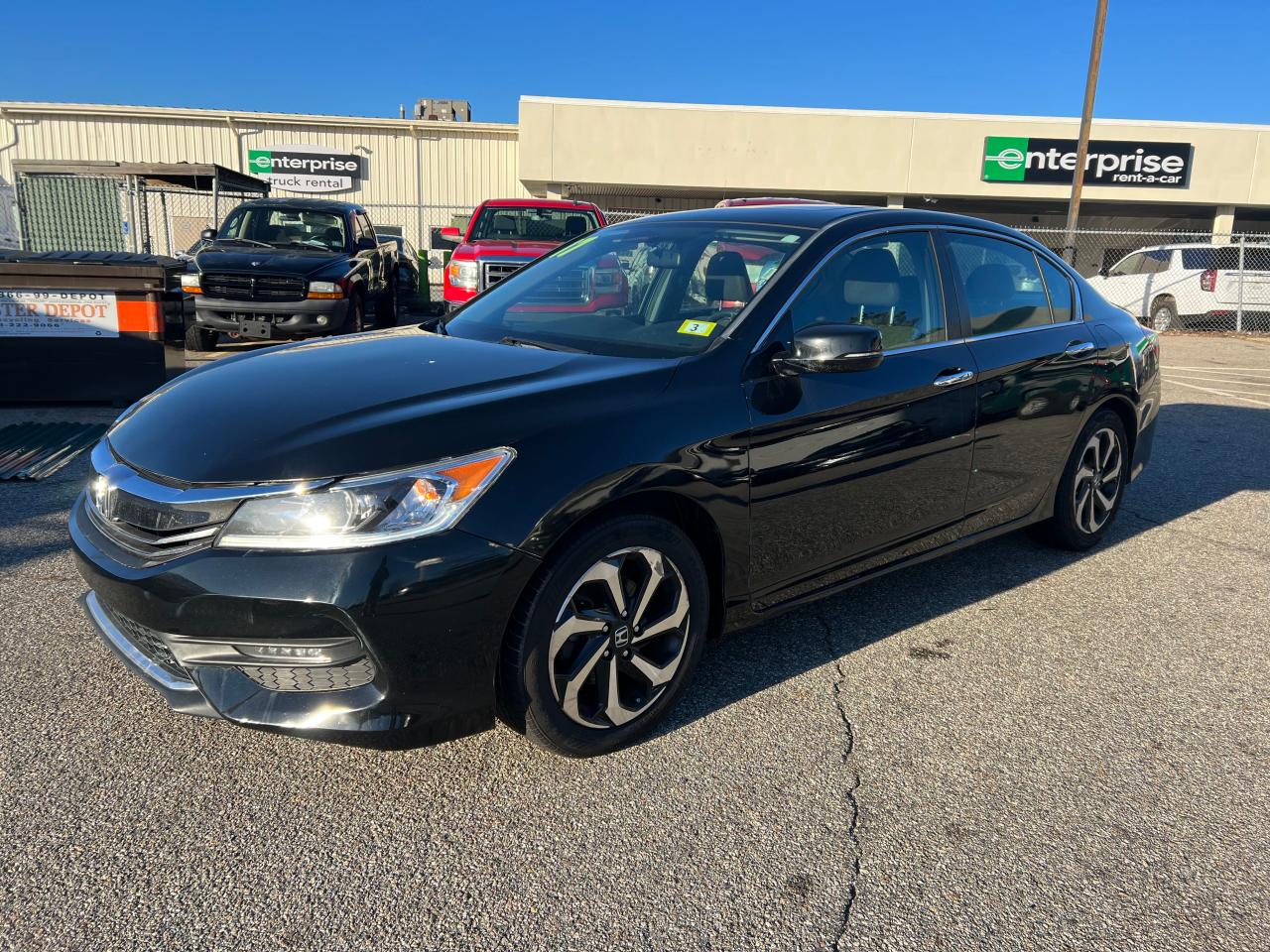 Изображение 2 2017 HONDA ACCORD EX 2017 с VIN 1HGCR2F72HA267442