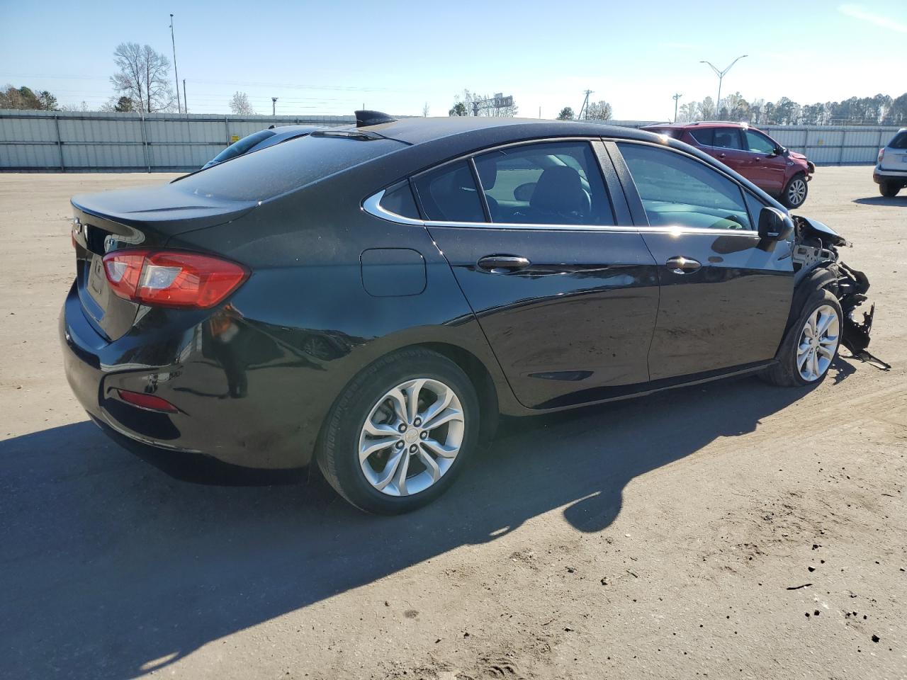 Изображение 3 2019 CHEVROLET CRUZE LT 2019 с VIN 1G1BE5SM8K7105928