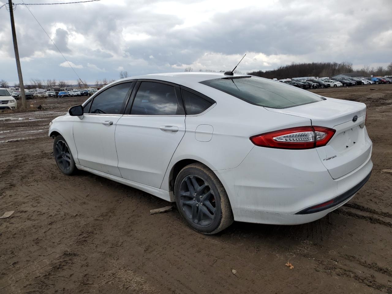 Изображение 2 2016 FORD FUSION SE 2016 с VIN 3FA6P0H75GR331793