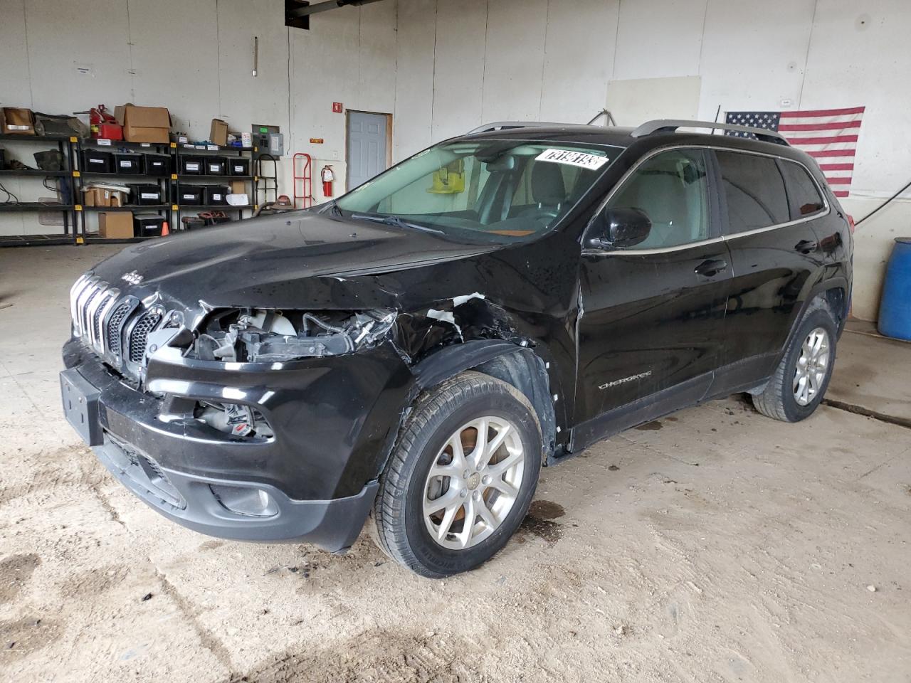 Изображение 2017 JEEP CHEROKEE LATITUDE 2017