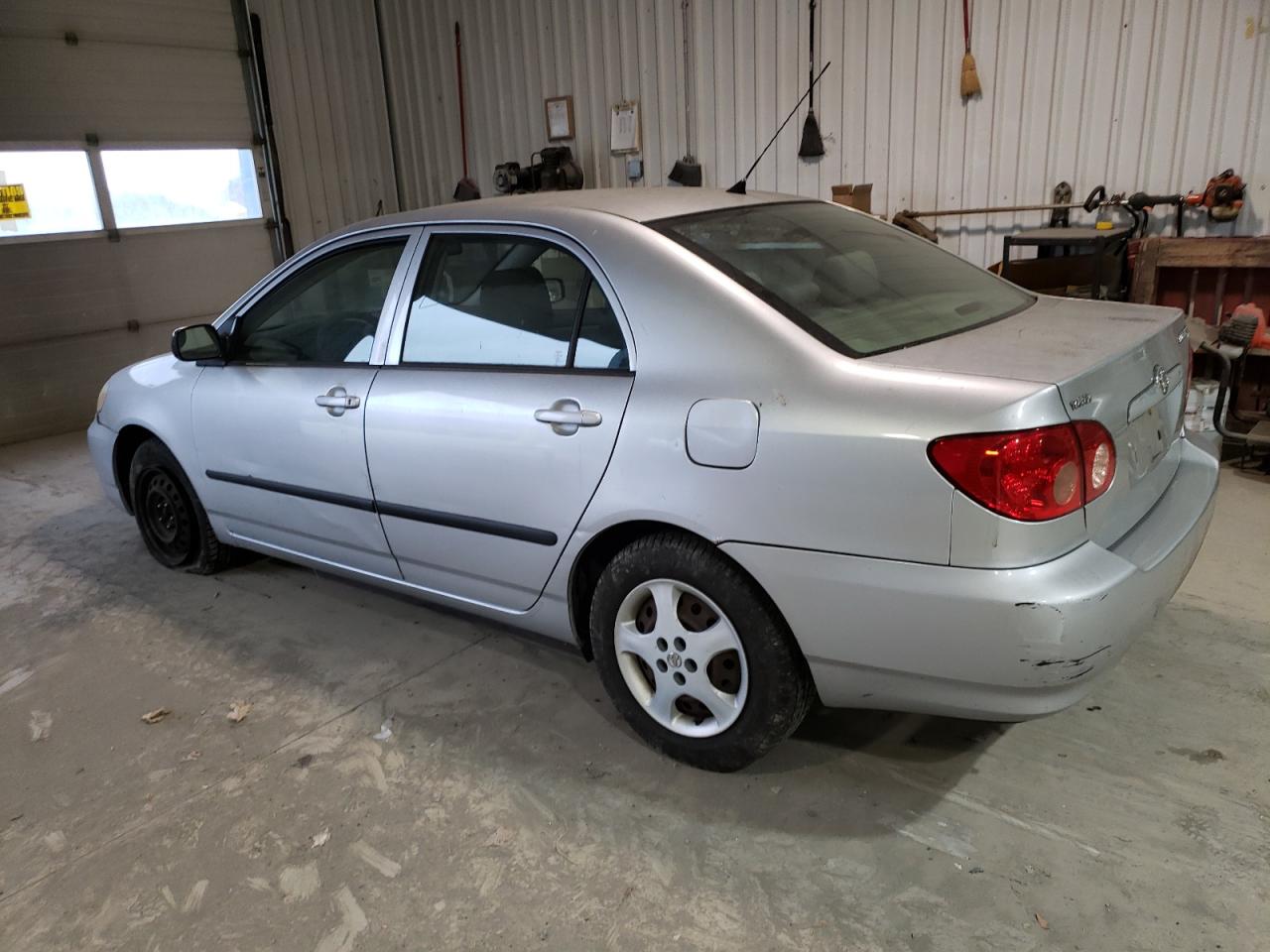 Image 2 of 2006 TOYOTA COROLLA CE 2006 with VIN JTDBR32E260091600