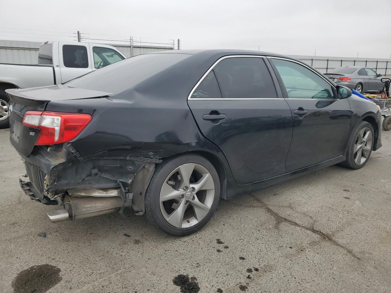 Obraz 3 z 2014 TOYOTA CAMRY L 2014 z VIN 4T1BF1FK5EU423982