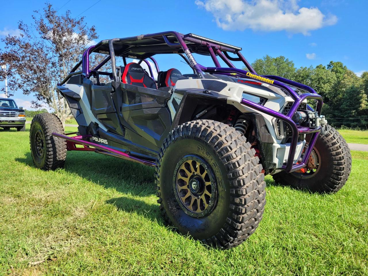Obraz 1 z 2020 POLARIS RZR TURBO S 4 2020 z VIN 3NSP4L923LG825554