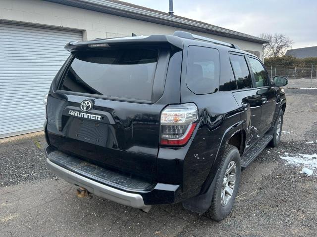 Image 3 of 2014 TOYOTA 4RUNNER SR5 2014 with VIN JTEBU5JR5E5170545