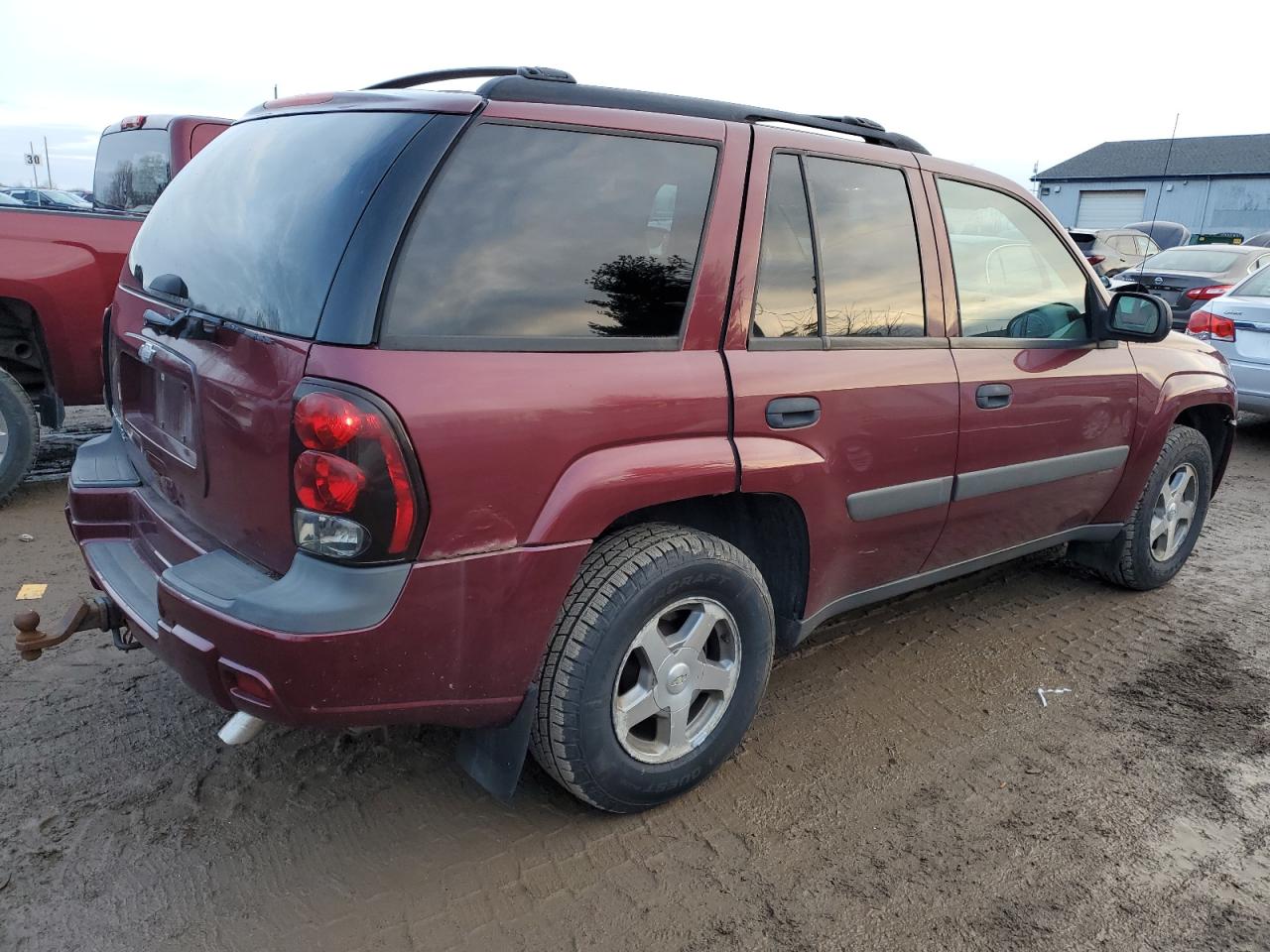 Изображение 3 2005 CHEVROLET TRAILBLAZER LS 2005 с VIN 1GNDT13S852101494
