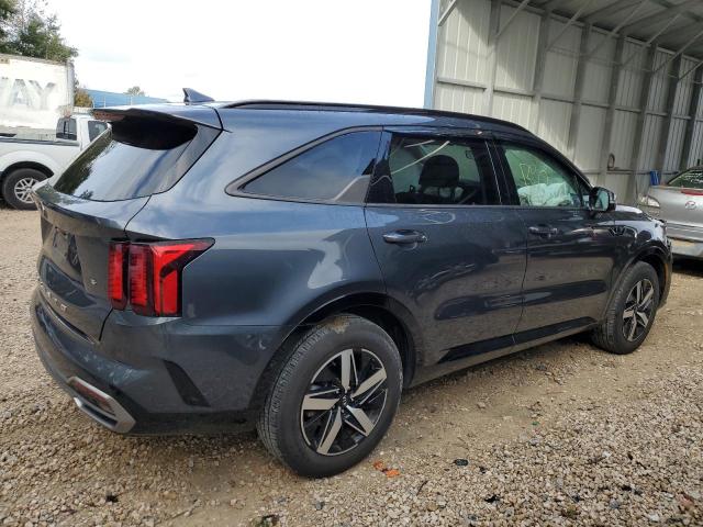 Image 3 of 2021 KIA SORENTO S 2021 with VIN 5XYRL4LC0MG003668